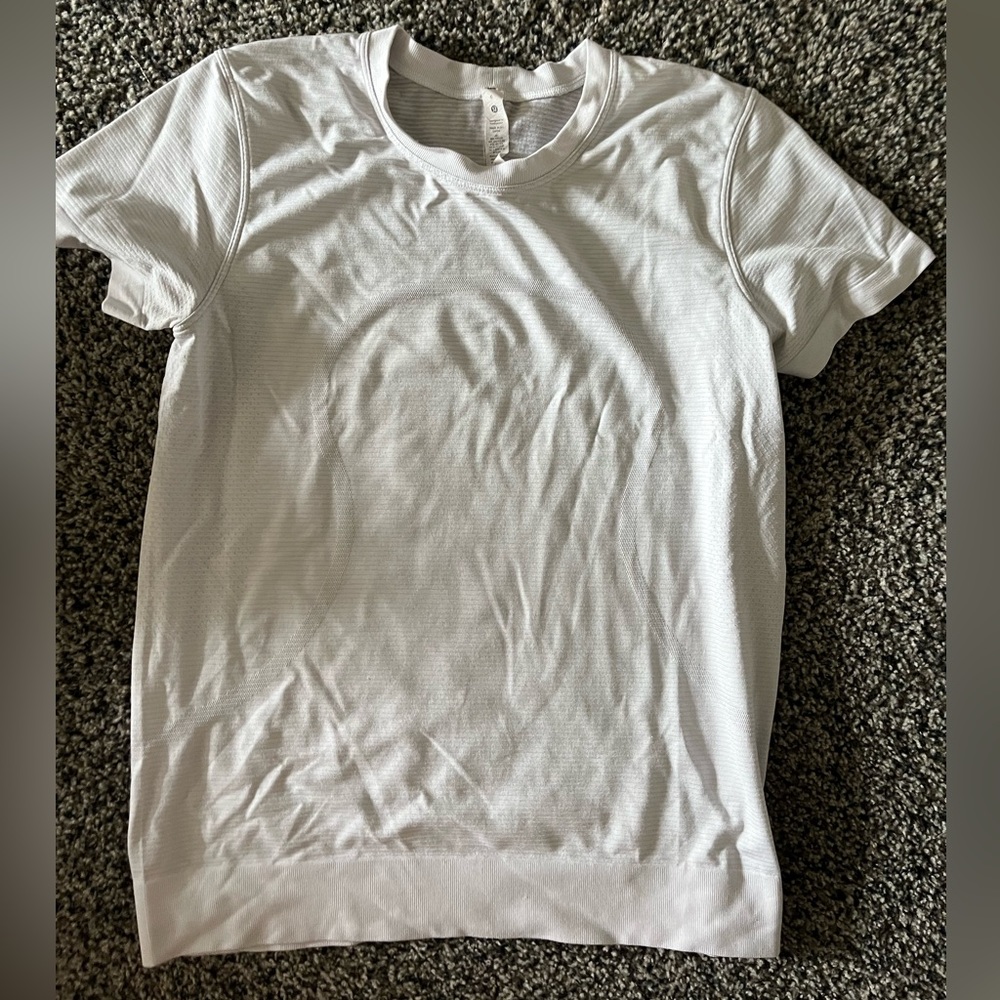 White Lululemon Relaxed Swiftly Tee